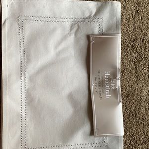 Placemats with matching napkins